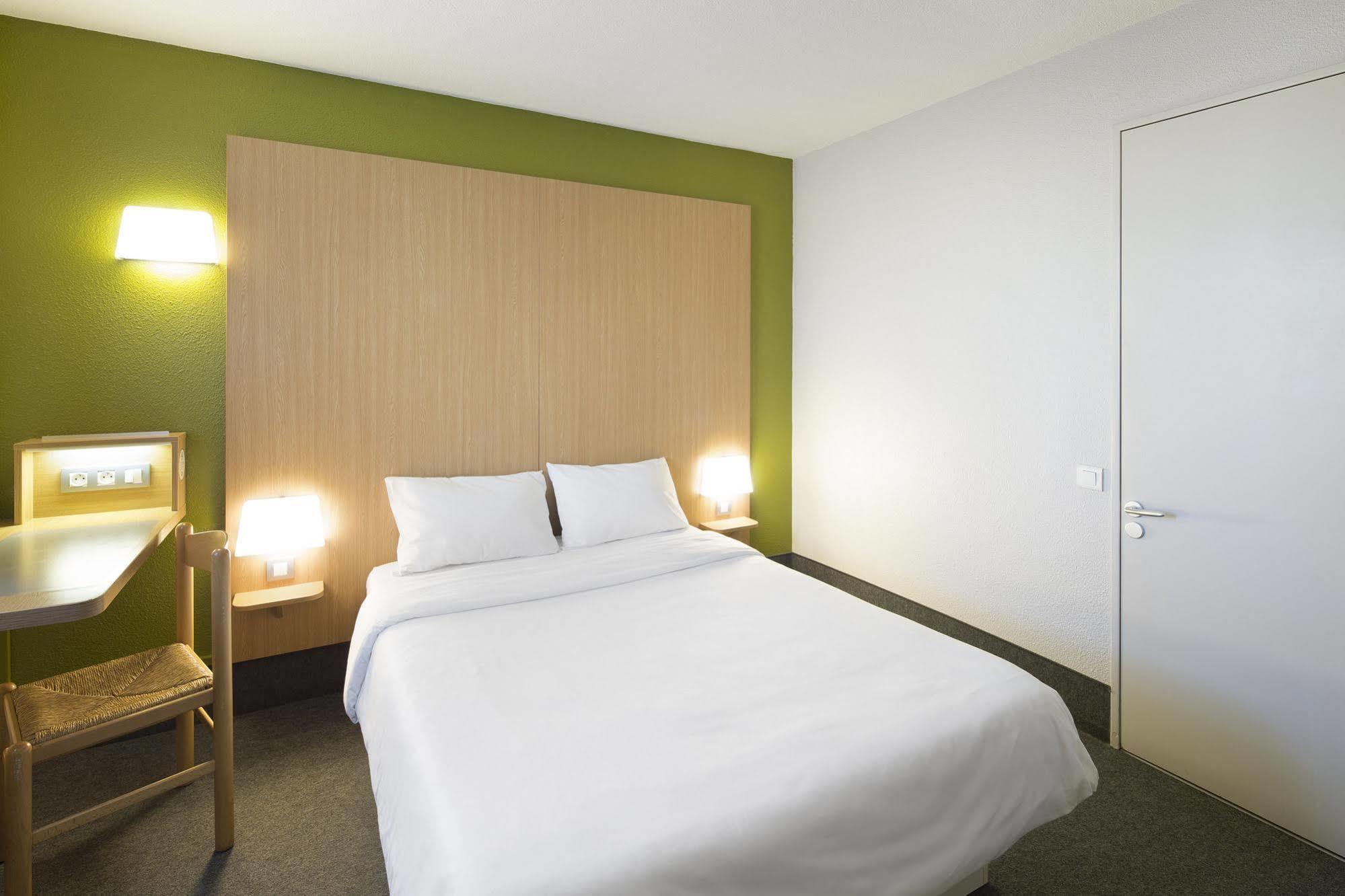 B&B Hotel Бельфор Экстерьер фото